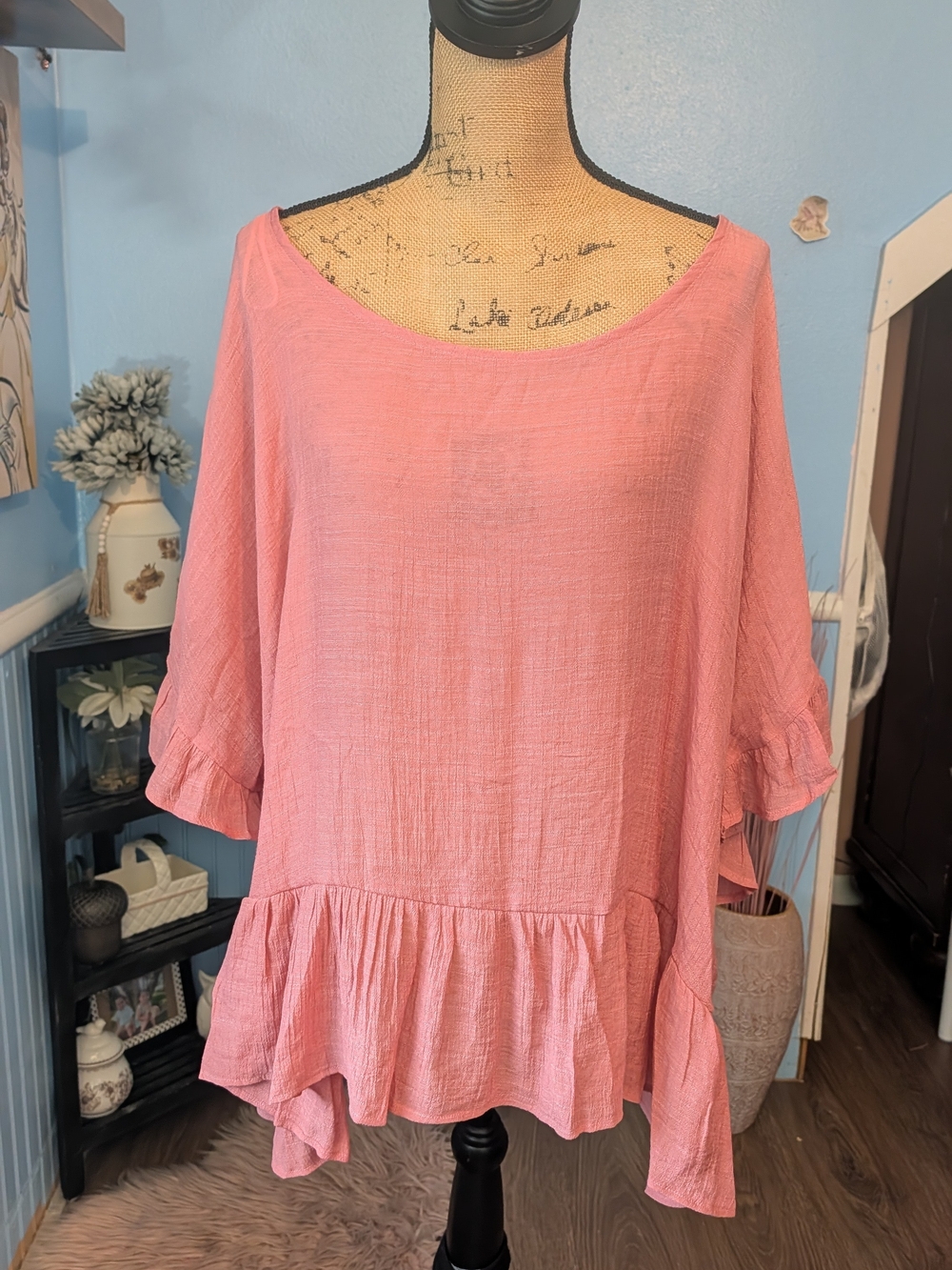 Brand new- Ruffle Hem Tunic Top